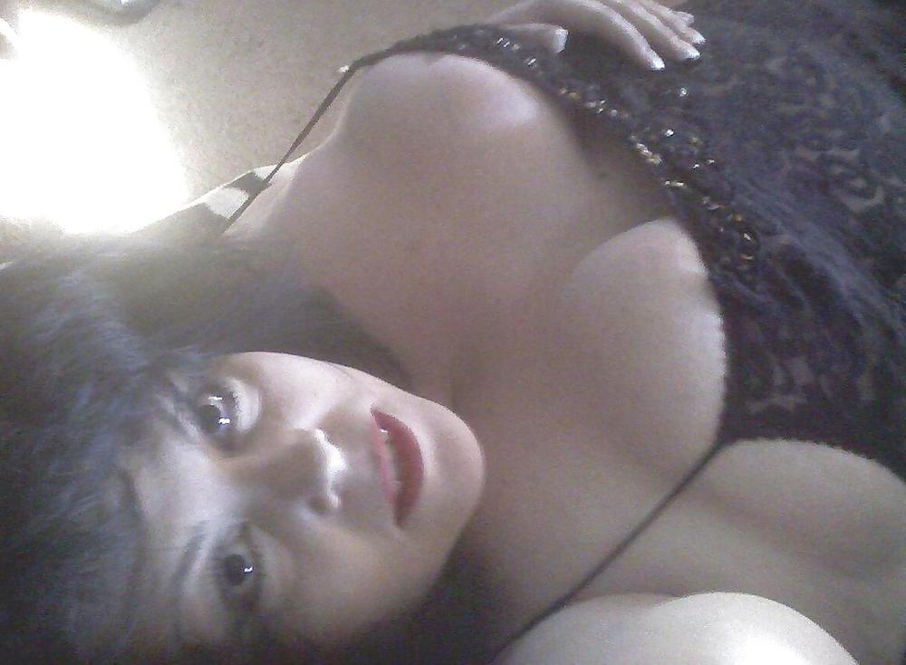 25P Sissy my bbw whore wifes cleavage