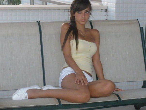 10P Turkish girl: humeyra