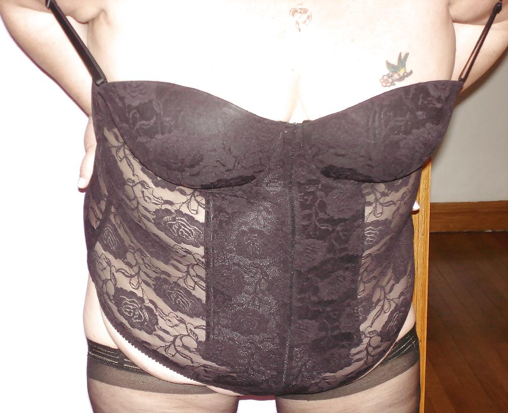 12P Just some cleavage