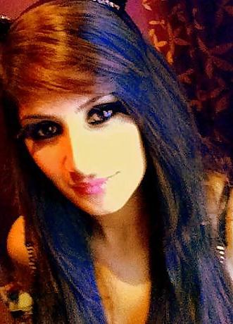 18P Slutty paki loves lace