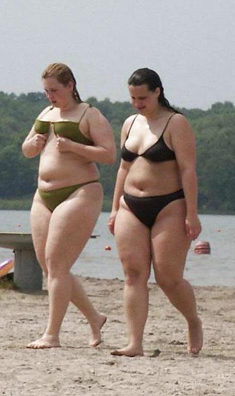 25P Bbw  in bikinis