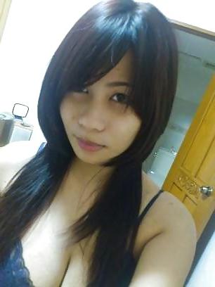 20P Asian Milf Self Shot