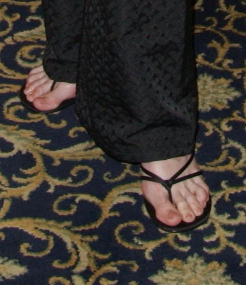 20P Sexy feet with long toes..love them