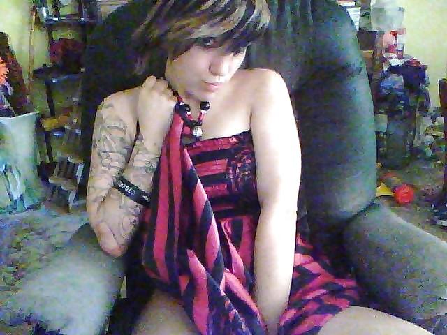 24P Emo tattoed girl with  short hair