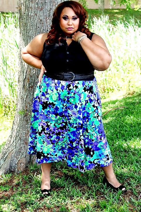 25P BBW's thick and confident