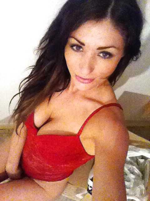 20P Hot British teens 12