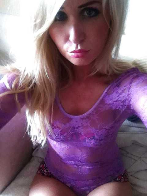 20P Hot British teens 12