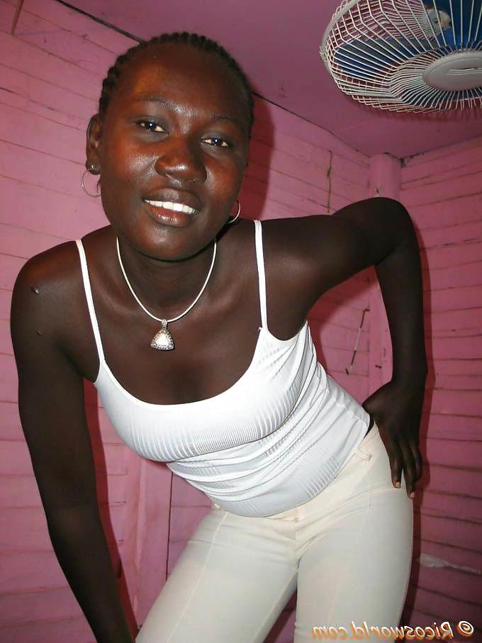 25P UNSCHULSDSBLONDIE LIEBT BLACK GIRLS 031