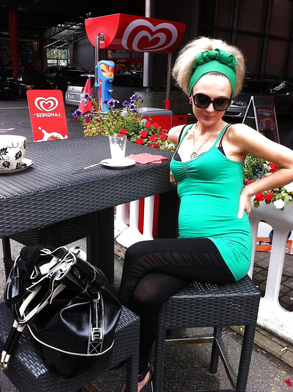 25P Ukrainian preggo milf