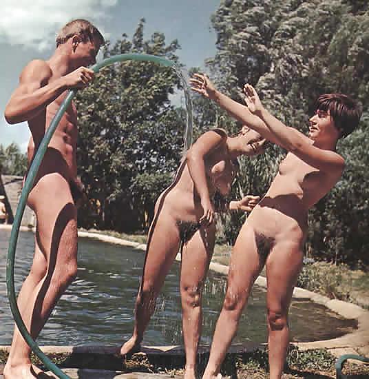 18P Retro nudism 