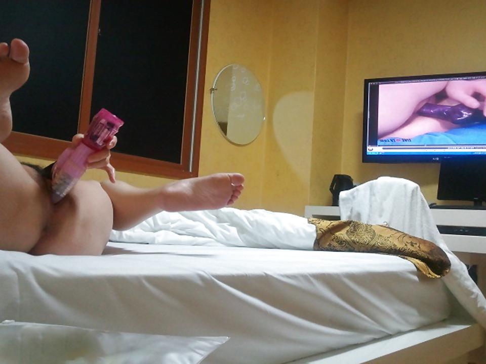 21P Playing with korean pussy