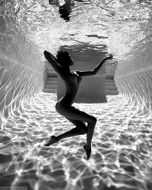 6P Under water world...