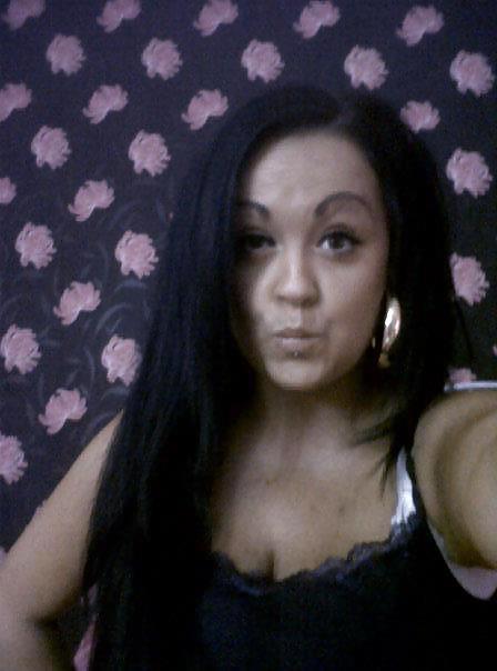 25P British Facebook Teens
