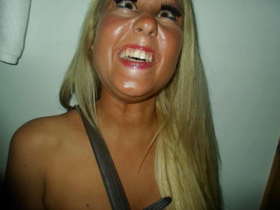 25P British Facebook Teens