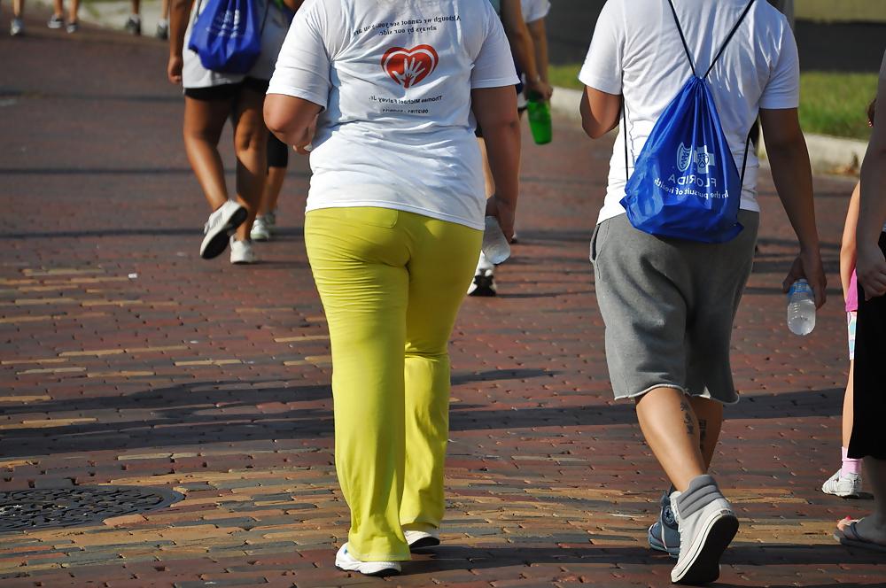 22P BBW's in Public - Juciy Fat Asses