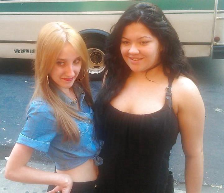 25P Cleavage Teen Bree