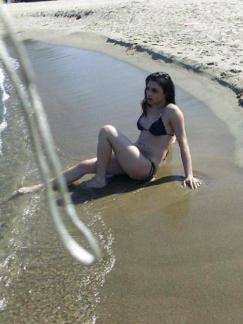 15P Turkish girl: Dicle
