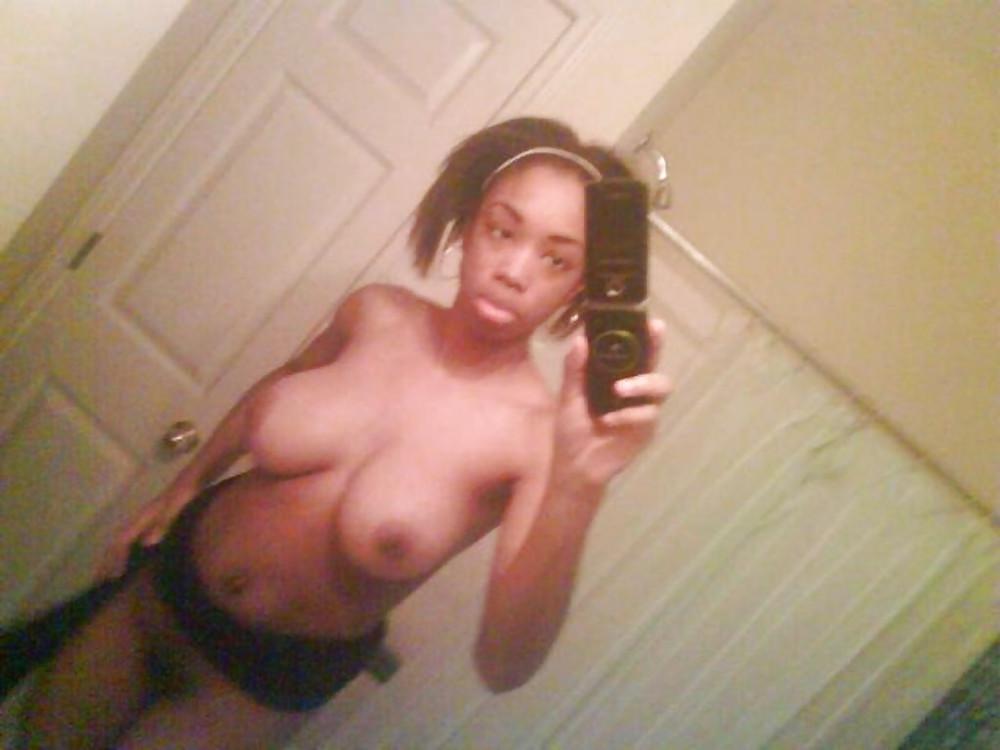 25P UNSCHULSDSBLONDIE LIEBT BLACK GIRLS 055