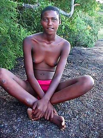 25P UNSCHULSDSBLONDIE LIEBT BLACK GIRLS 059
