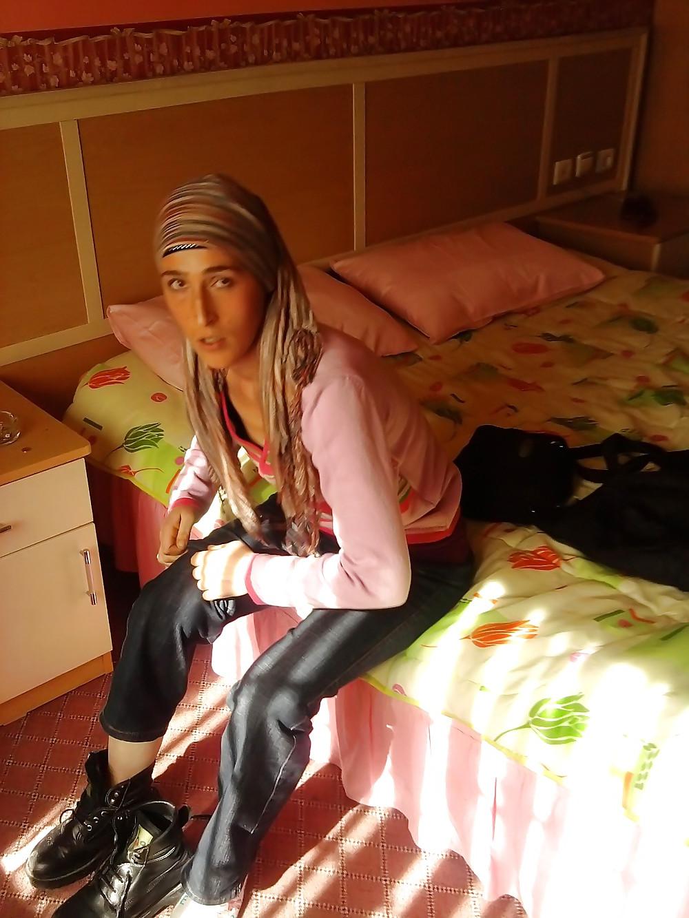 22P Sexy turkish hijab
