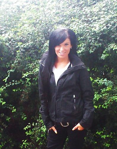 20P Black Hair