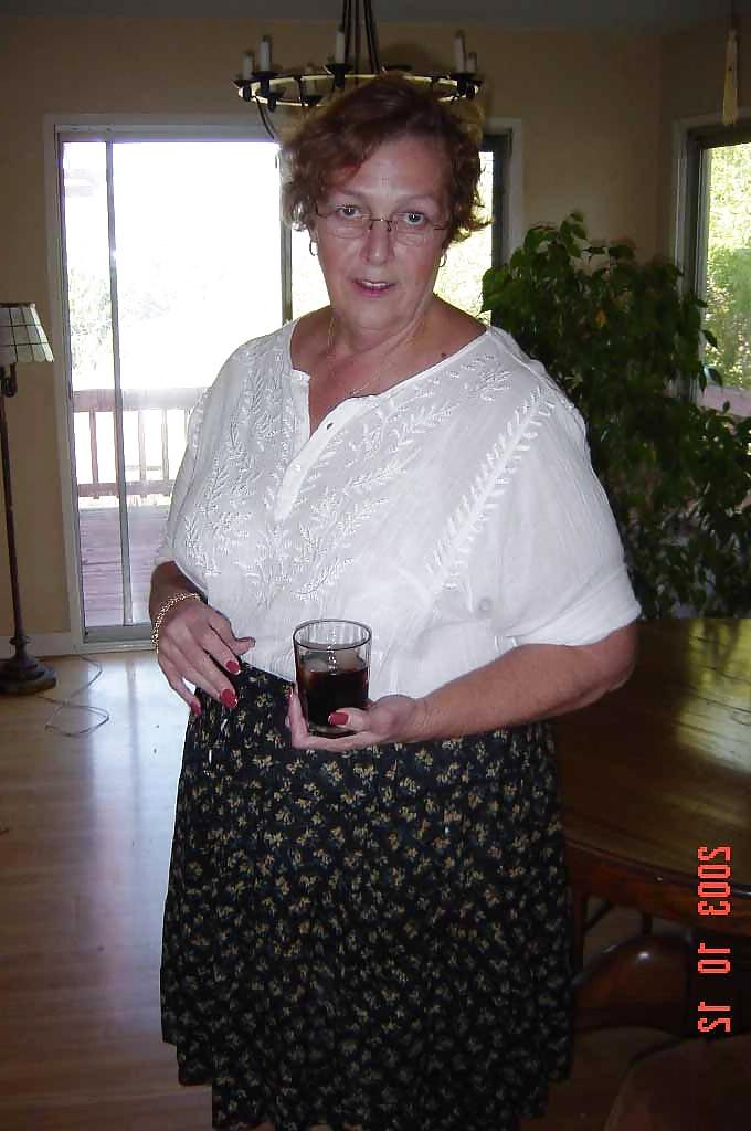 25P 2003 6 feet 2 inches tall busty sexy nurse Sybil 55