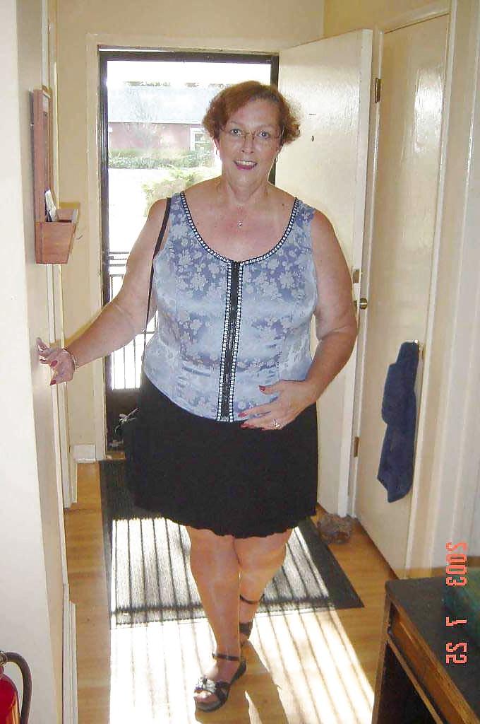 25P 2003 6 feet 2 inches tall busty sexy nurse Sybil 55