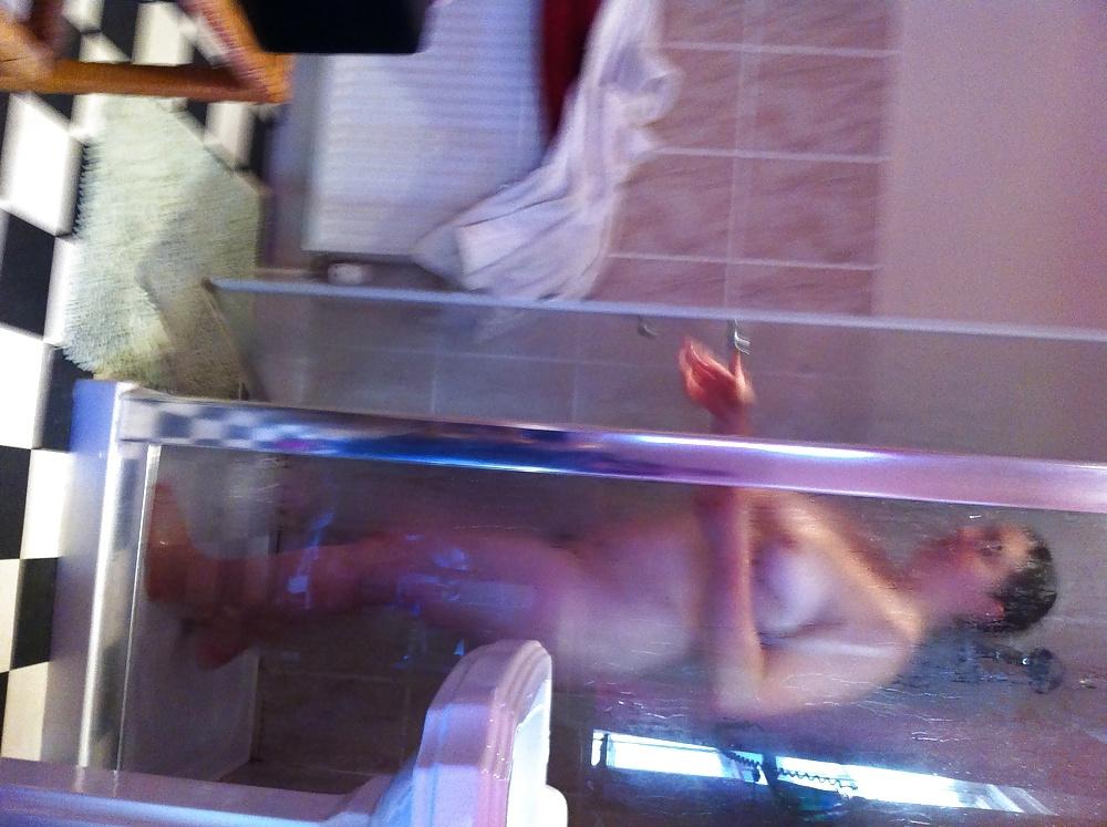 12P Candid Shower Shot