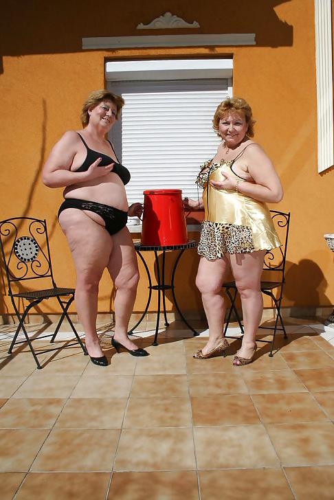 23P BBW LESBIAN