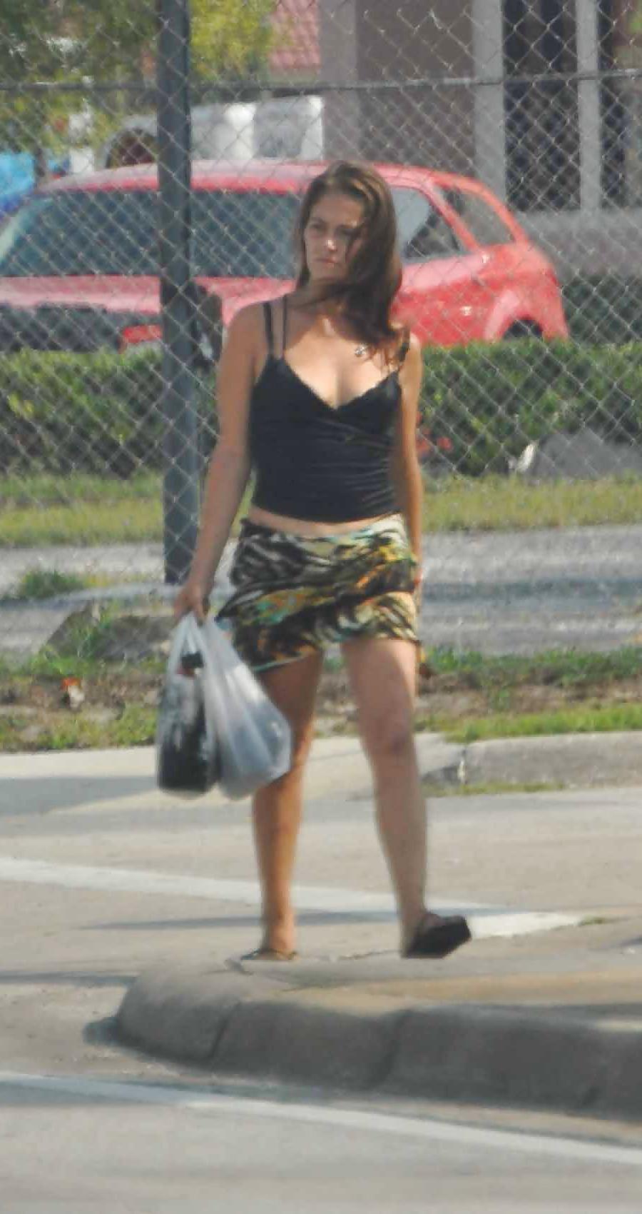 5P Hookers Sundress Riding Up
