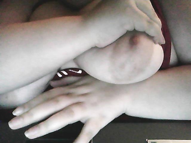 21P Nipple Love