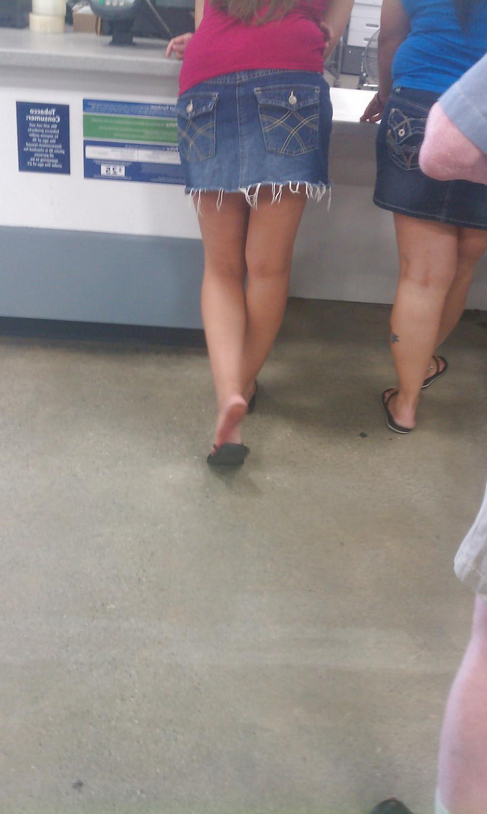 17P Teens in public