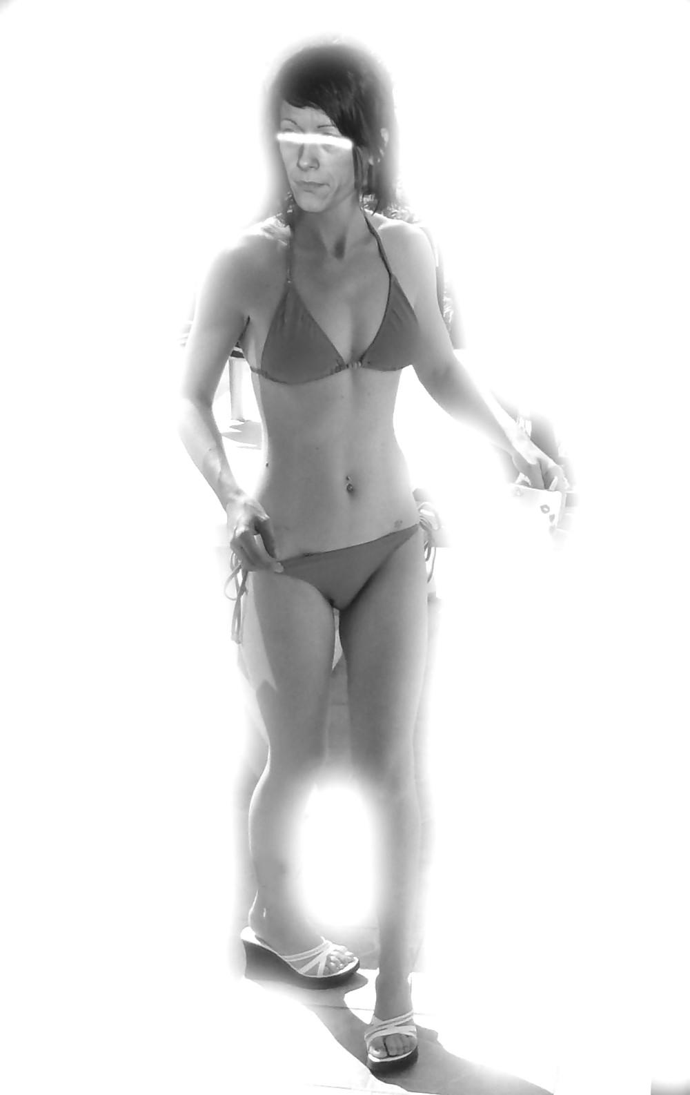 9P Mireille 30year slut !!!!... tribune please....part. four