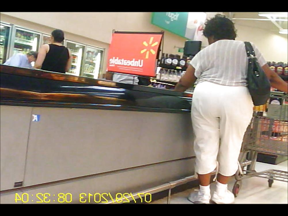 16P Big Black BBW Granny Ass