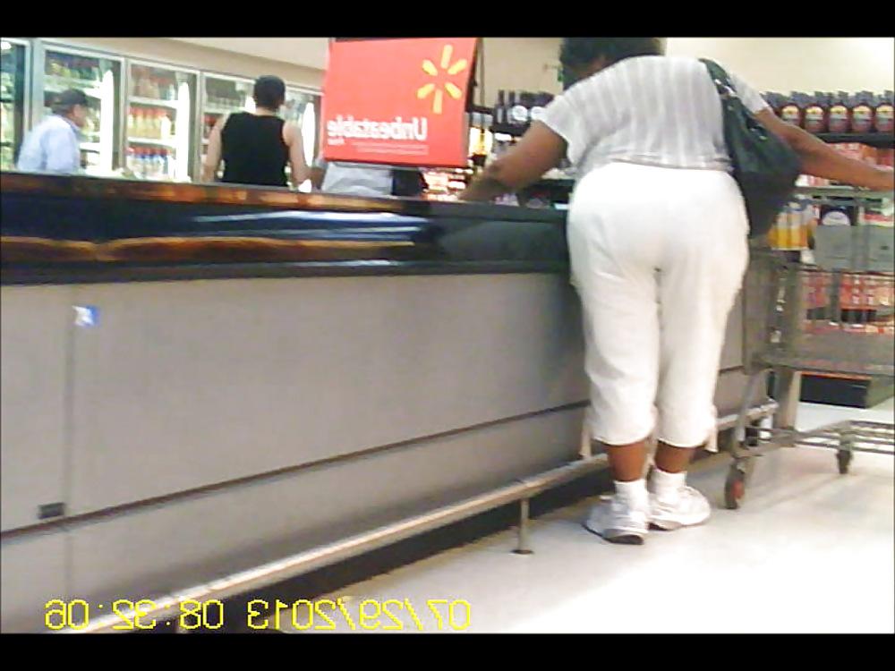 16P Big Black BBW Granny Ass