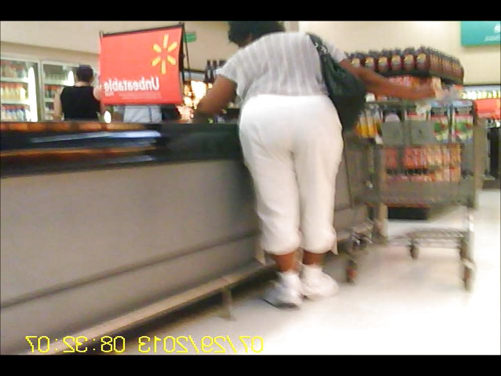16P Big Black BBW Granny Ass