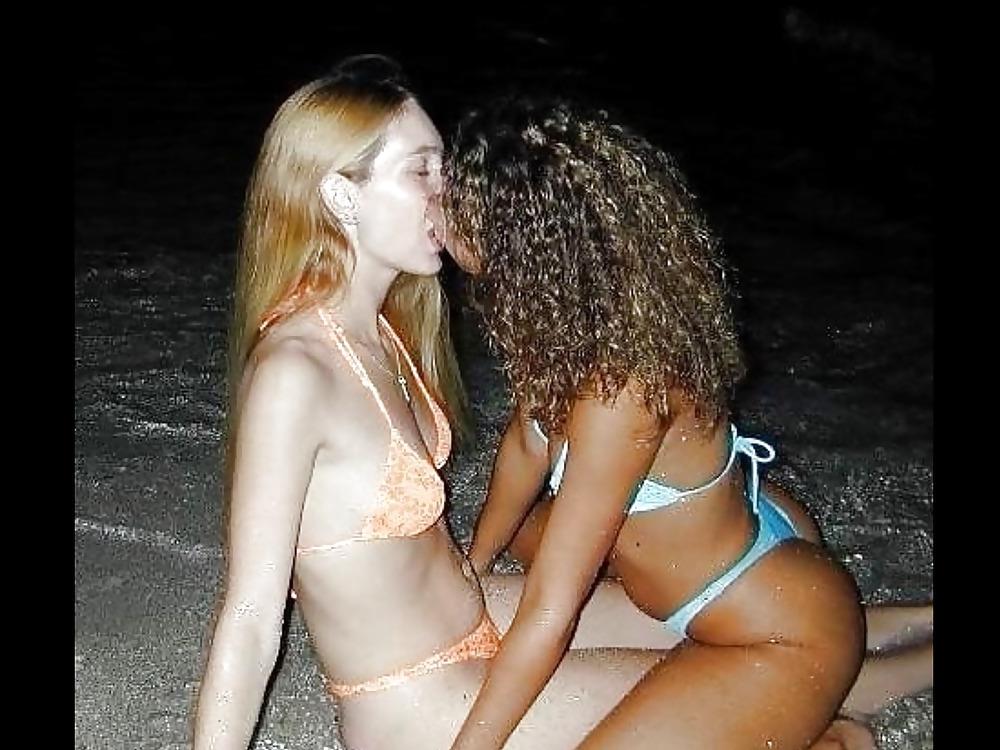 24P Favorite Girls Kissing 