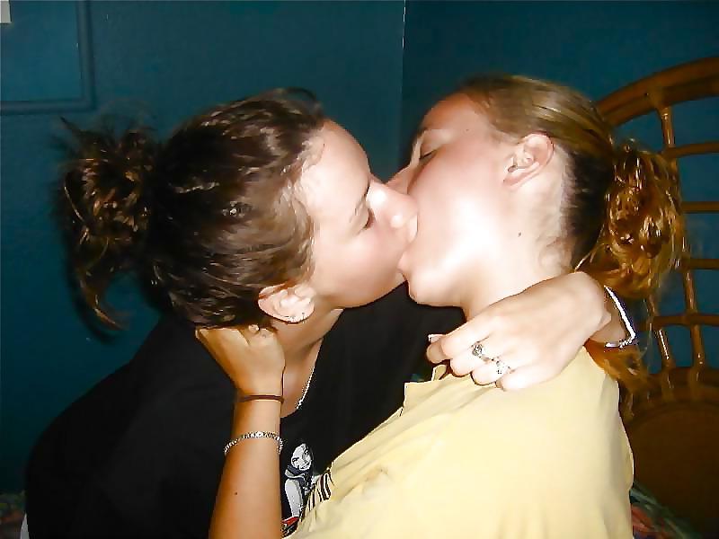 24P Favorite Girls Kissing 