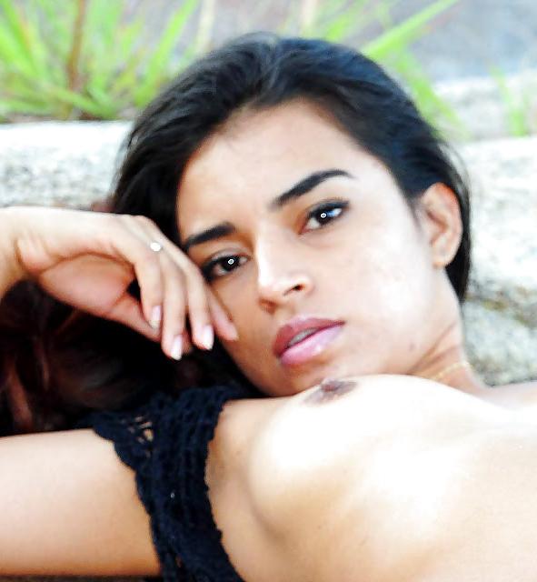 25P The Beauty of Desi Asian Pakistani Girls 
