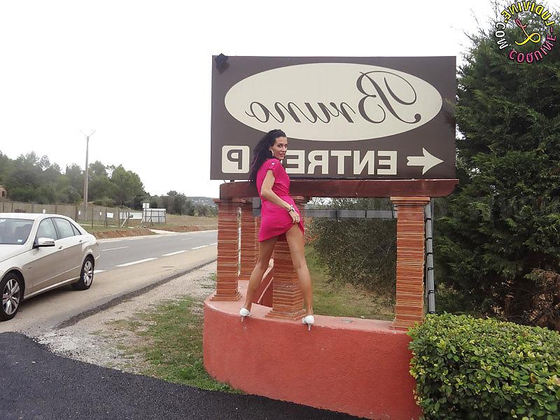10P Ludivine slut showing off in front of a restaurant
