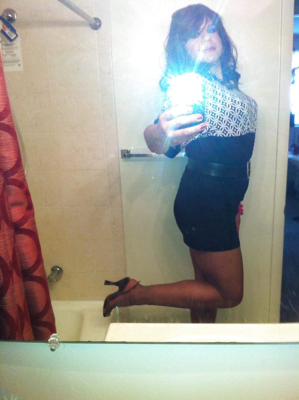 20P Sexy latina transvestite