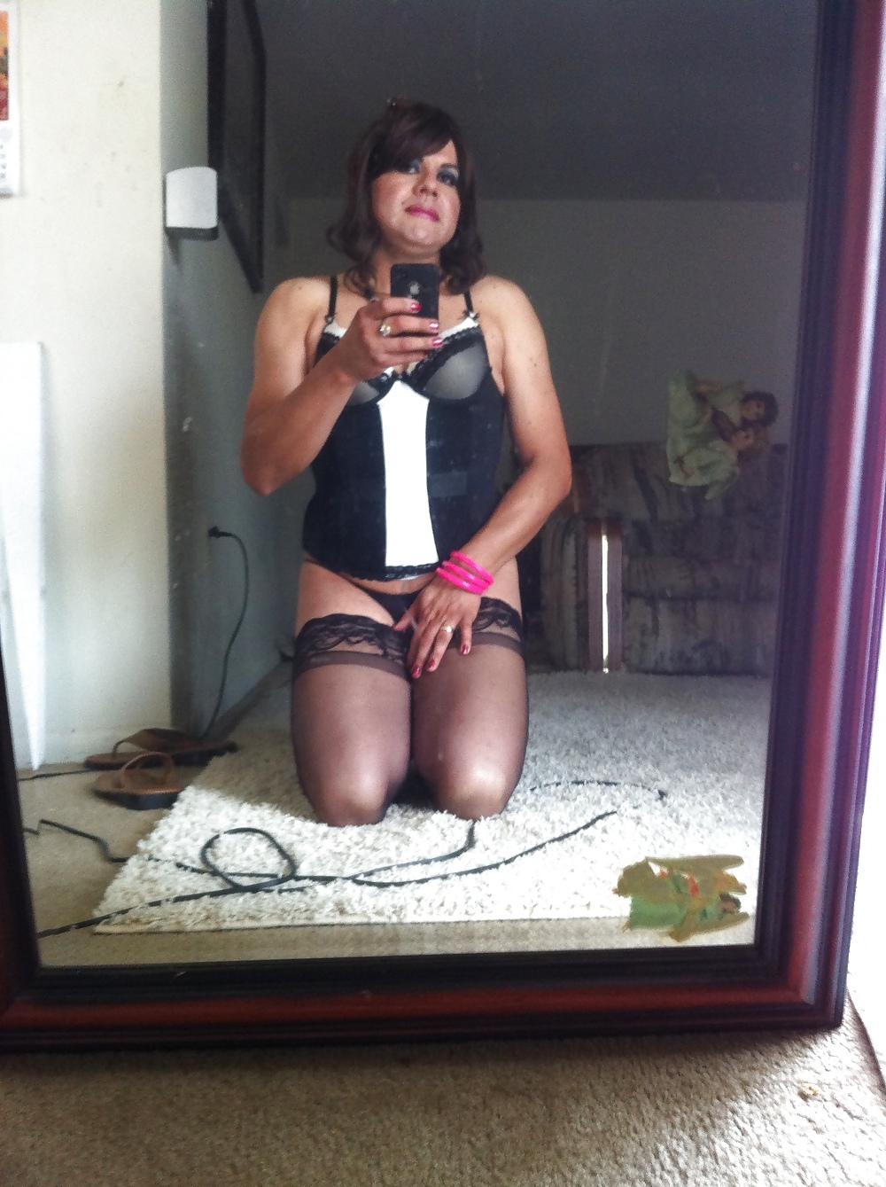 20P Sexy latina transvestite