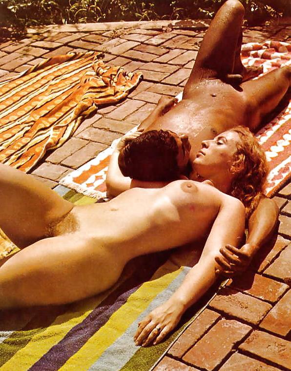25P Potpurri of Retro Ero and Porn Photos 2