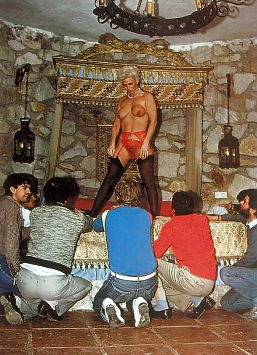 25P Potpurri of Retro Ero and Porn Photos 2