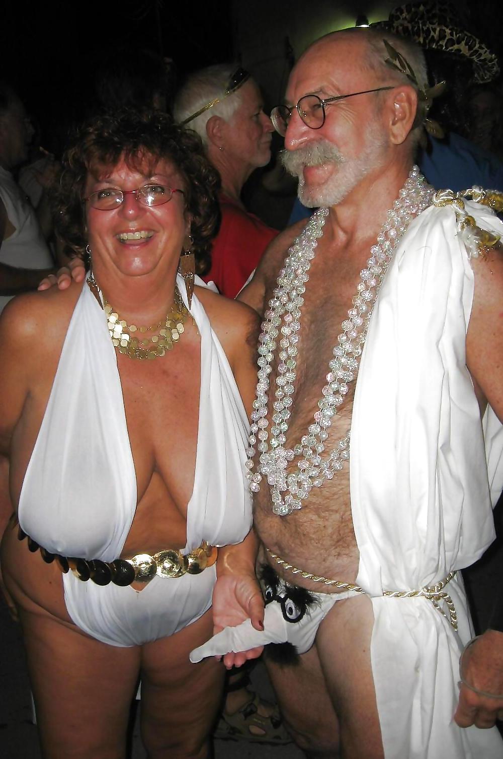 15P Older women, grannies nipples