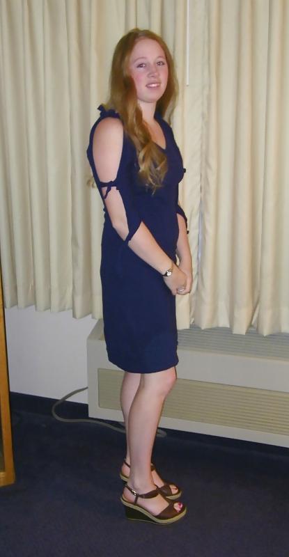 22P Ugly ex GF poses.