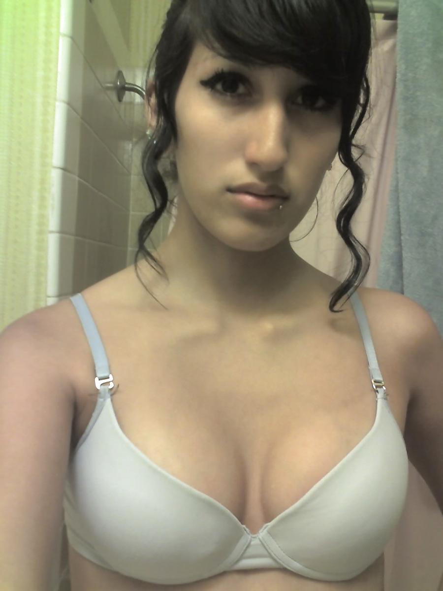 7P British NRI Bangladeshi Girl