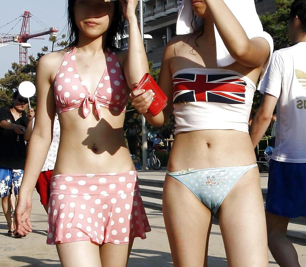 9P Pantys in public