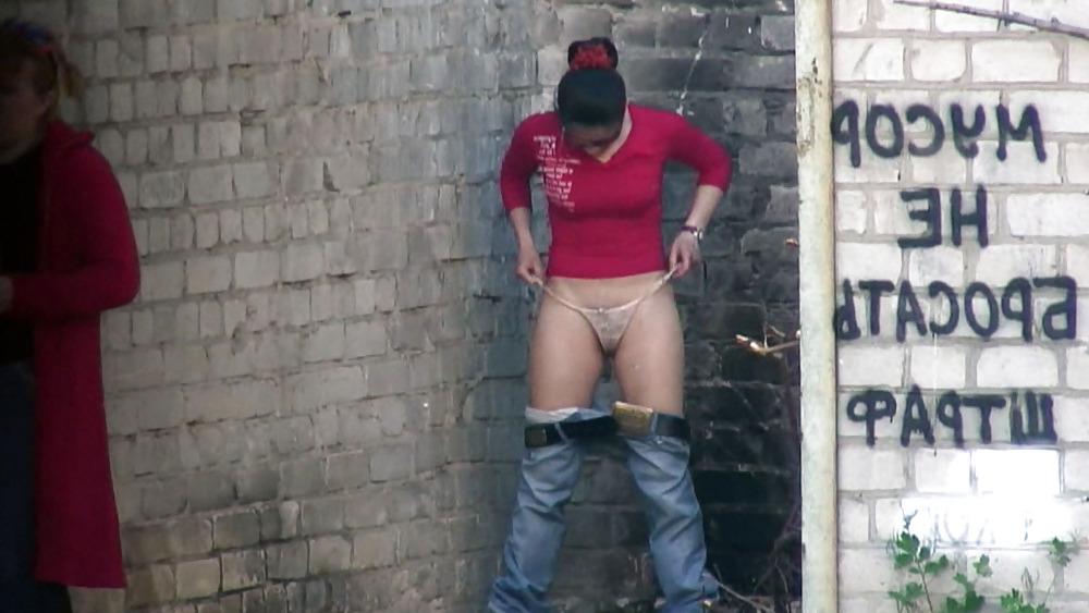 9P Pantys in public