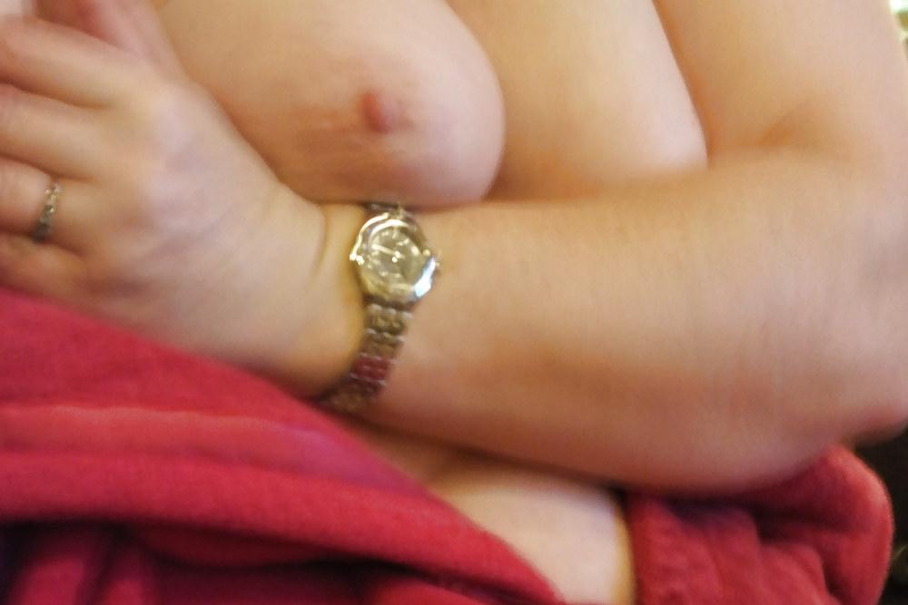 7P Busty British Posh Wife G...